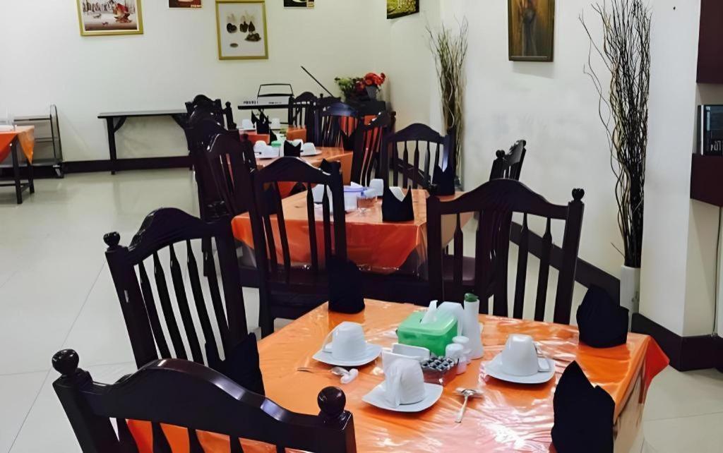 Hotel Dynasty Tarakan Ngoại thất bức ảnh