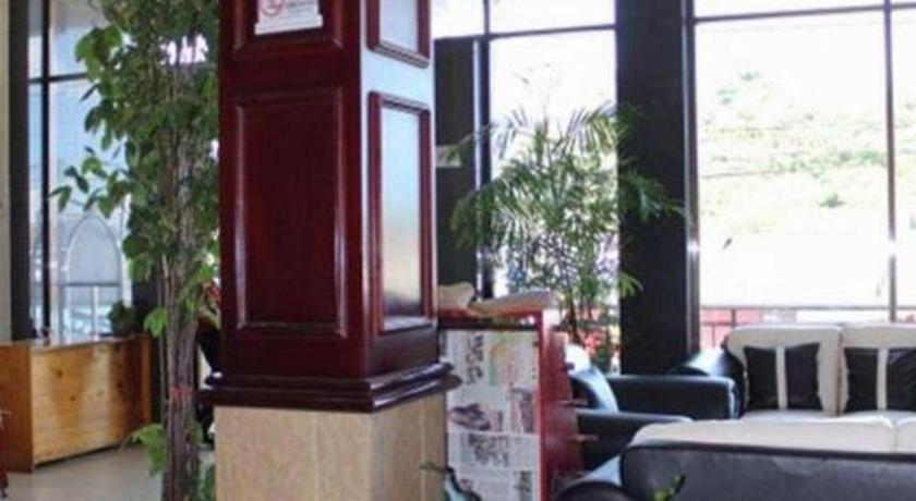 Hotel Dynasty Tarakan Ngoại thất bức ảnh