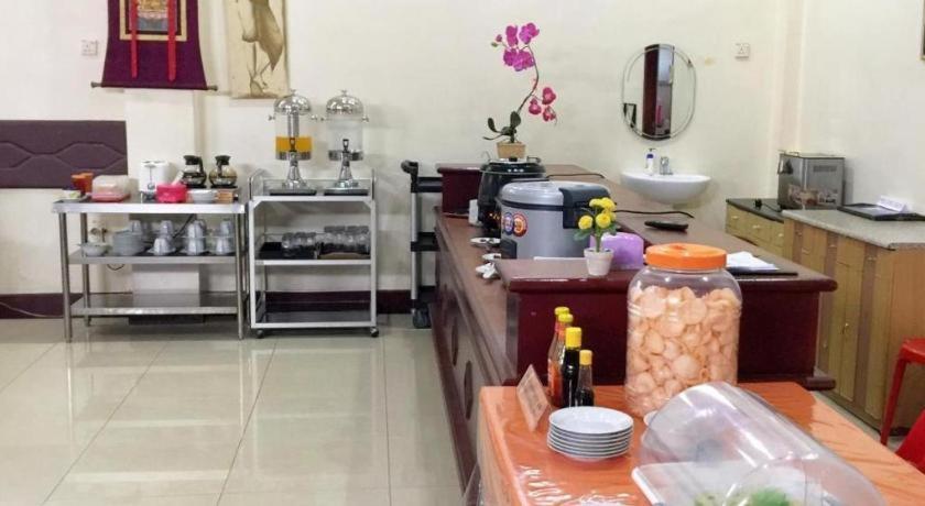 Hotel Dynasty Tarakan Ngoại thất bức ảnh