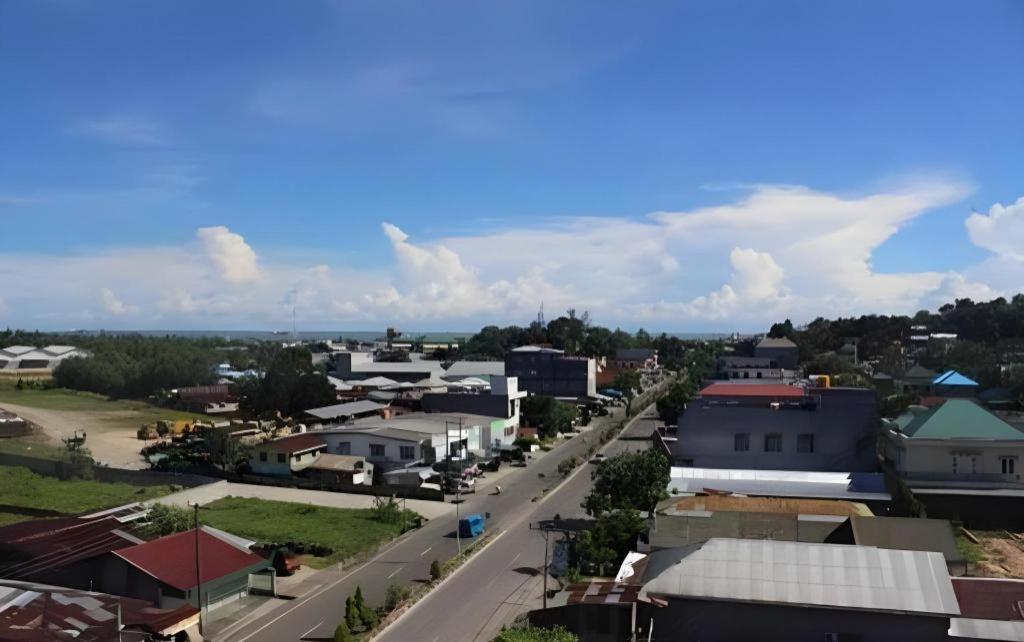 Hotel Dynasty Tarakan Ngoại thất bức ảnh