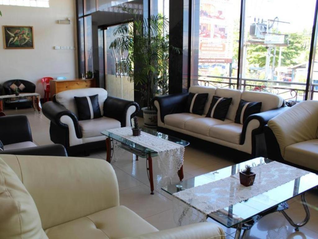 Hotel Dynasty Tarakan Ngoại thất bức ảnh