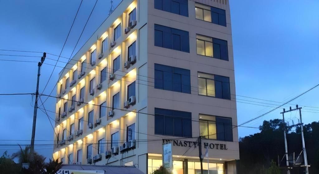 Hotel Dynasty Tarakan Ngoại thất bức ảnh